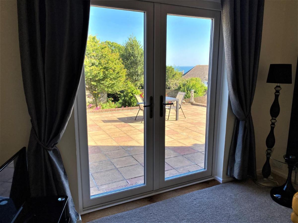 Luxury Suntrap In Private Complex St Leonards Apartment Hastings Exterior photo