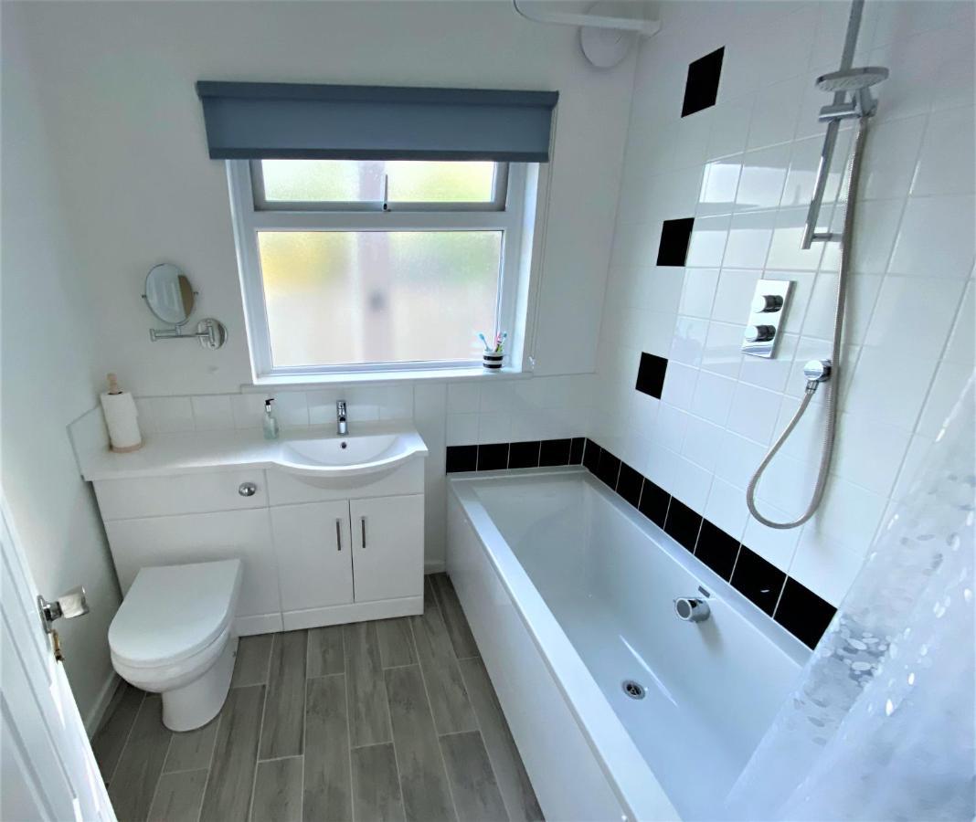 Luxury Suntrap In Private Complex St Leonards Apartment Hastings Exterior photo